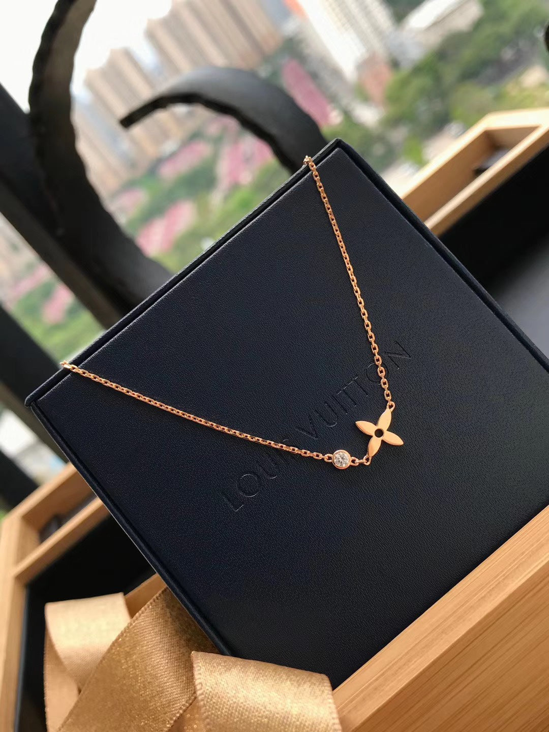 [Dawnora Jewelry]BLOSSOM PENDANT PINK GOLD AND DIAMOND