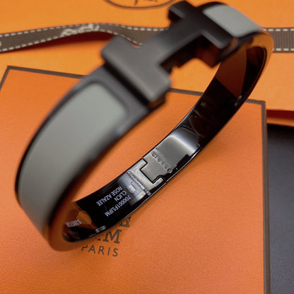 [Dawnora Jewelry]CLIC HM SO BLACK GREY BRACELET