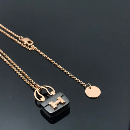 [Dawnora Jewelry]WOMEN'S HM AMULETTES CONSTANCE PENDANT NECKLACE