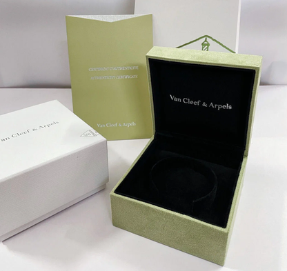 [Dawnora Jewelry]CLOVER 15MM LASER NECKLACE AND BOX