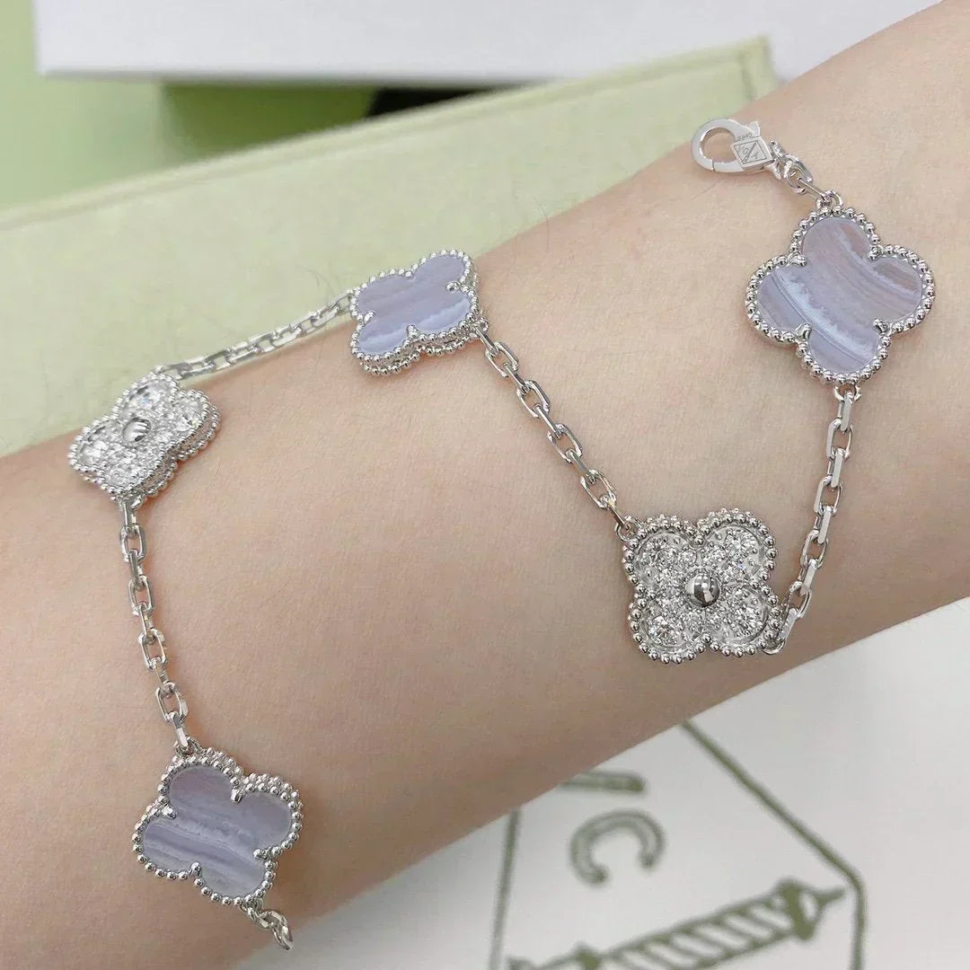 [Dawnora Jewelry] CLOVER 5 MOTIF PURPLE CHALCEDONY BRACELET COLLECTION
