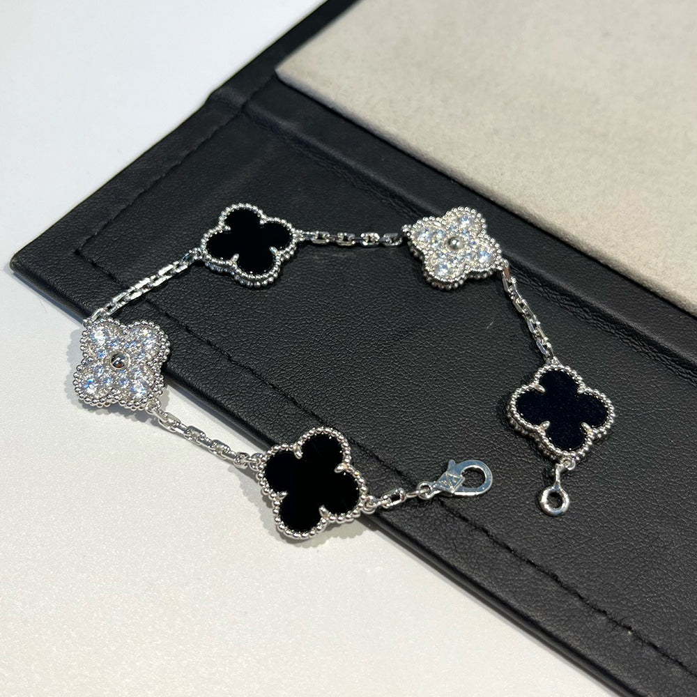 [Dawnora Jewelry] CLOVER 5 MOTIF ONYXS BRACELET COLLECTION