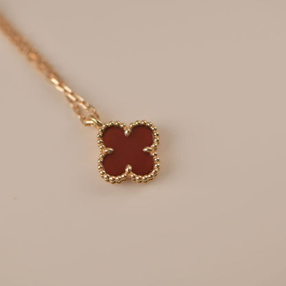 [Dawnora Jewelry]CLOVER MINI 9.5MM WHITE CARNELIANS NECKLACE