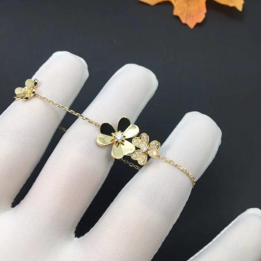 [Dawnora Jewelry]FRIVOLE GOLD 5 FLOWERS BRACELET