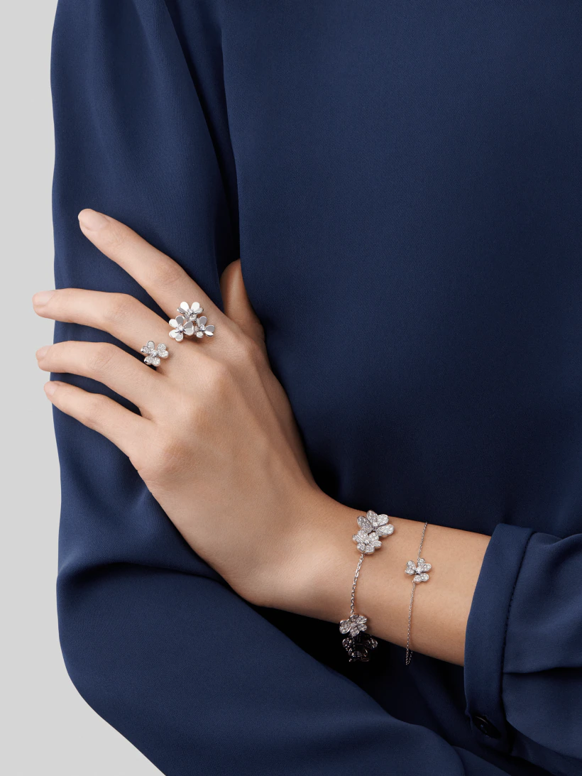 [Dawnora Jewelry]FRIVOLE SILVER FLOWER DIAMOND BRACELET