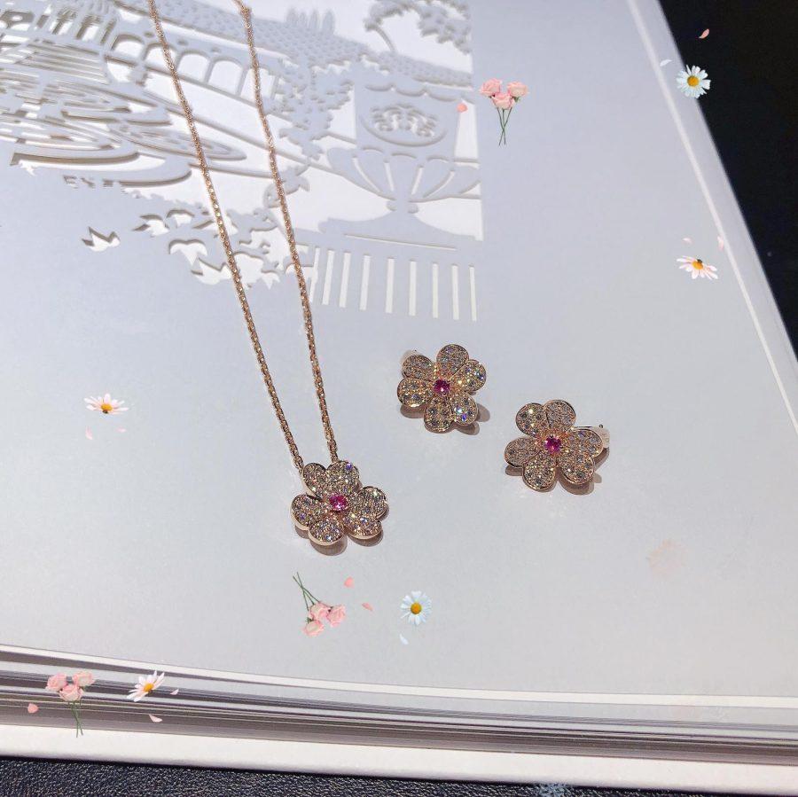 [Dawnora Jewelry]FRIVOLE ROSE GOLD FLOWER DIAMOND NECKLACE