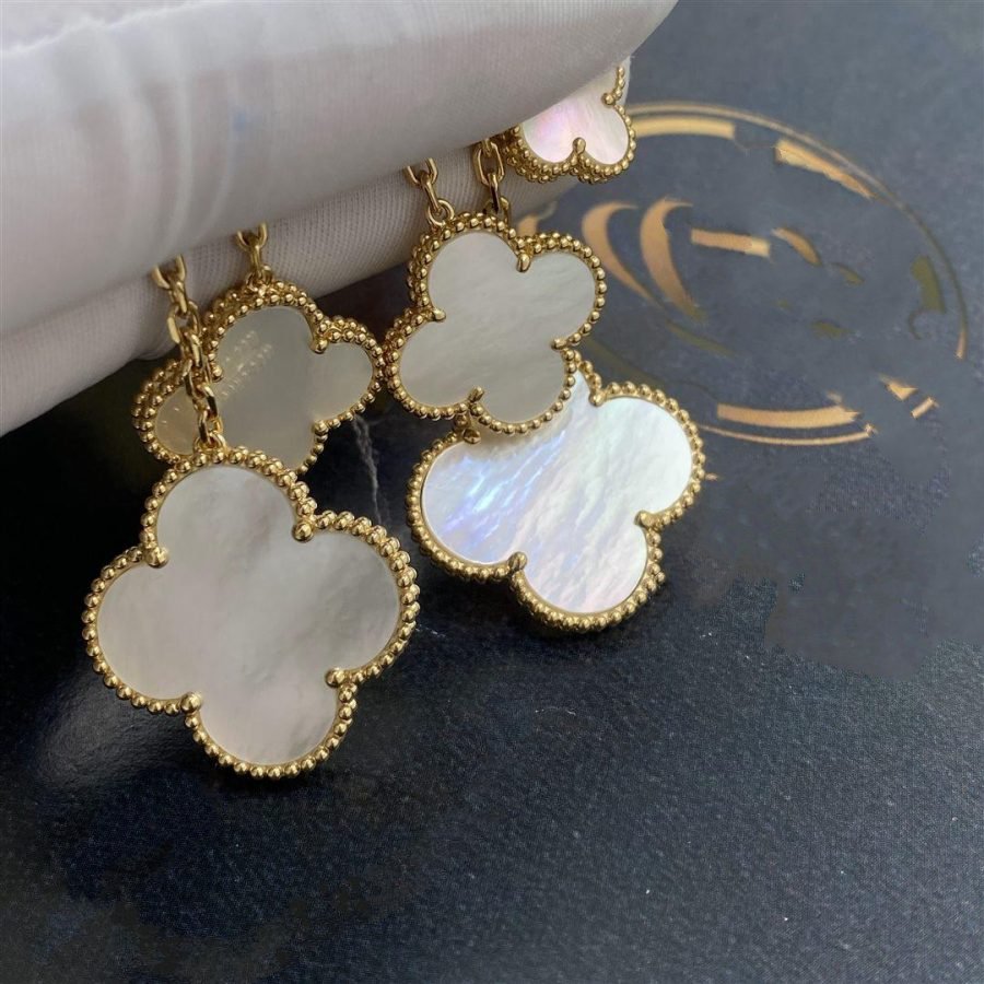 [Dawnora Jewelry]CLOVER EARRINGS WHITE MOP 4 MOTIFS GOLD