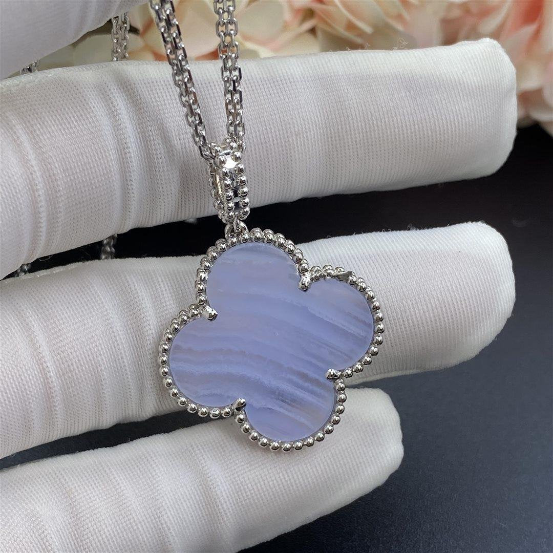 [Dawnora Jewelry]CLOVER SILVER CHALCEDONY BIG CLOVER NECKLACE