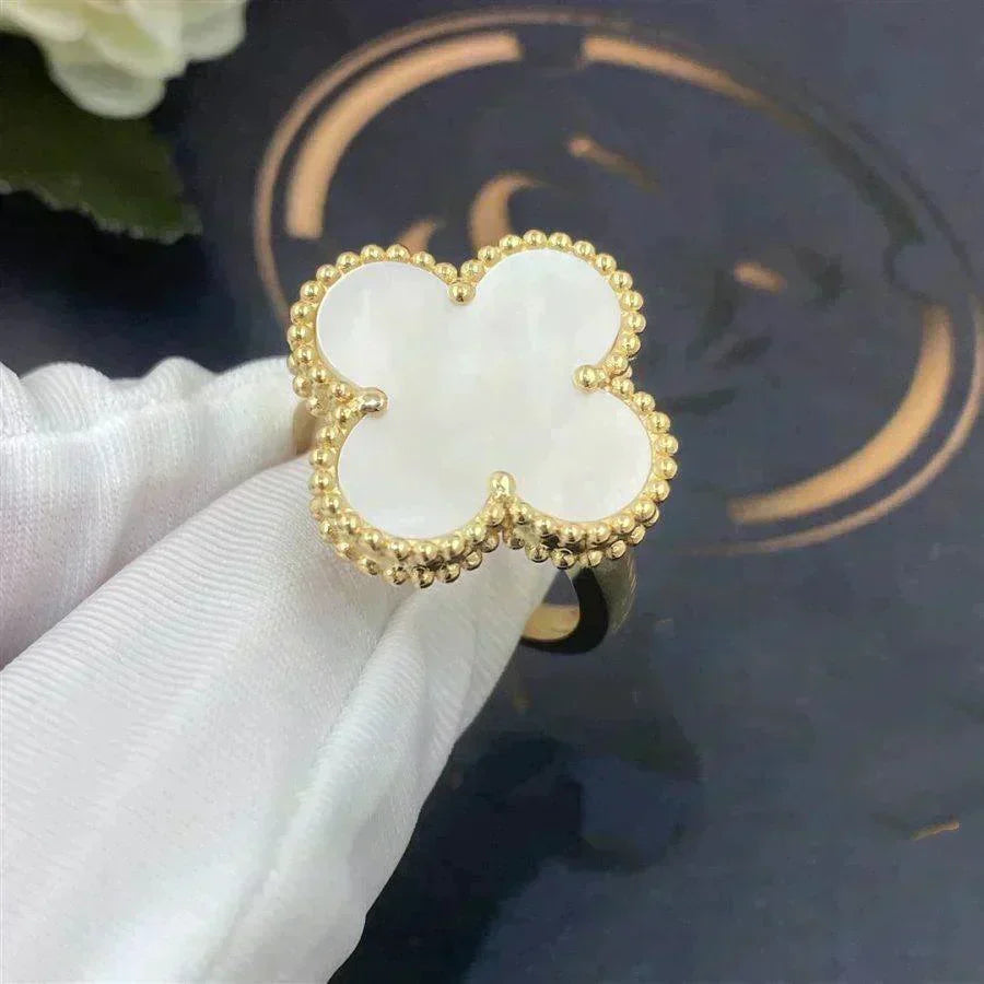 [Dawnora Jewelry]CLOVER WHITE MOP RING