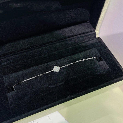 [Dawnora Jewelry]CLOVER  SINGLE FLOWER BRACELET SILVER