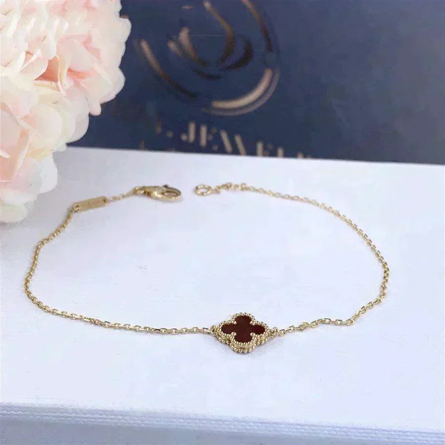 [Dawnora Jewelry]CLOVER  CARNELIAN SINGLE FLOWER BRACELET