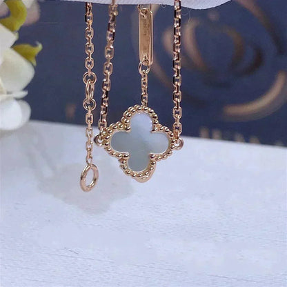 [Dawnora Jewelry]CLOVER WHITE MOP SINGLE FLOWER BRACELET