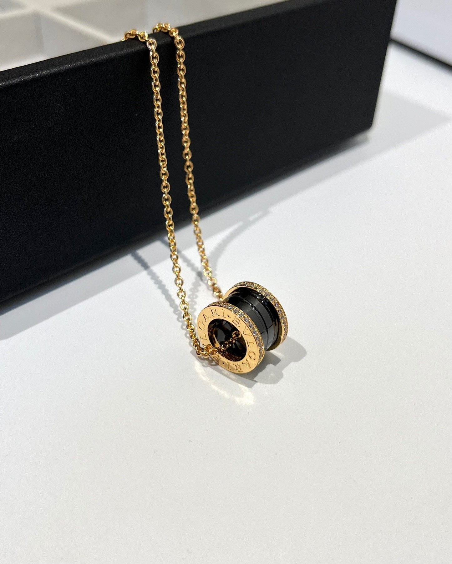 [Dawnora Jewelry]ZERO 1 BLACK CERAMIC DIAMOND PINK GOLD NECKLACE