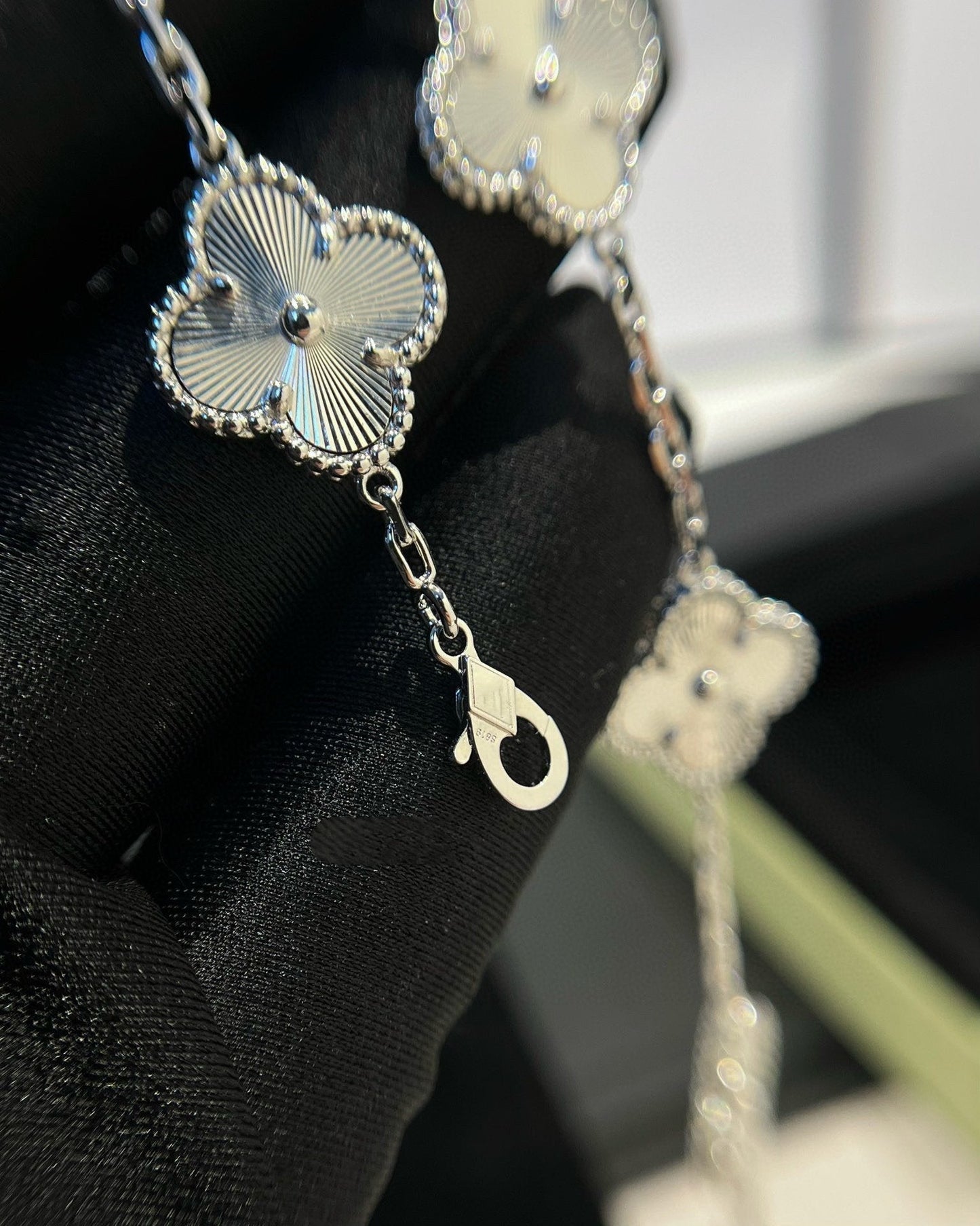 [Dawnora Jewelry] CLOVER 5 MOTIF LASER BRACELET COLLECTION